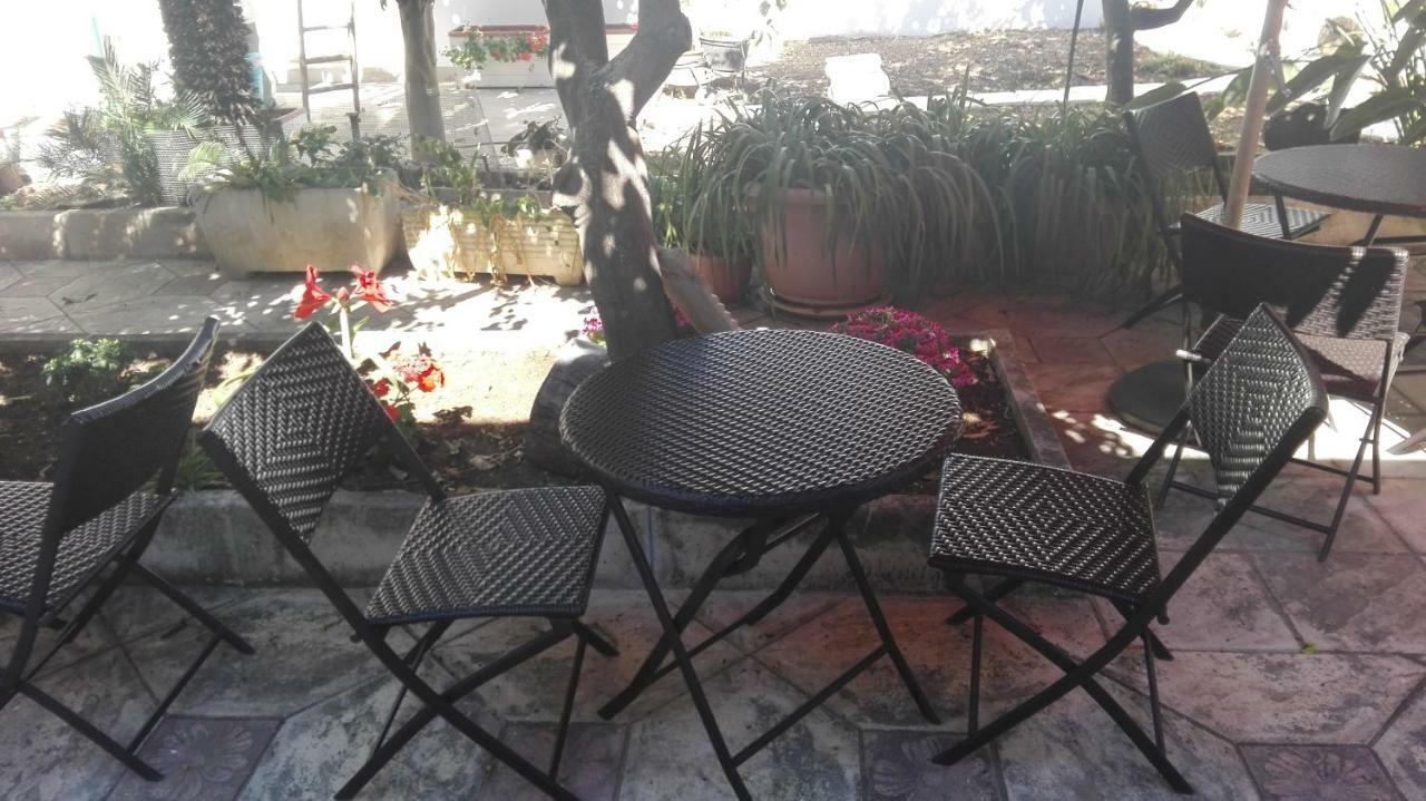 לינה וארוחת בוקר אבטראנה Citrus Garden מראה חיצוני תמונה